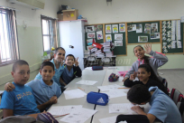 صور: فعاليات موسم قطف الزيتون في مدرسة الزهراء بيافا 